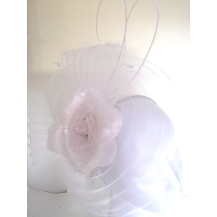 White pleated crin fascinator, with a soft rose fine feathers and quills