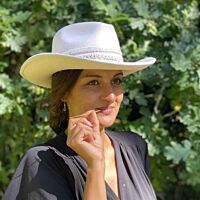 Milky White Felt Hat with Ornamented Ribbon