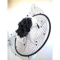White/Navy Fascinator 